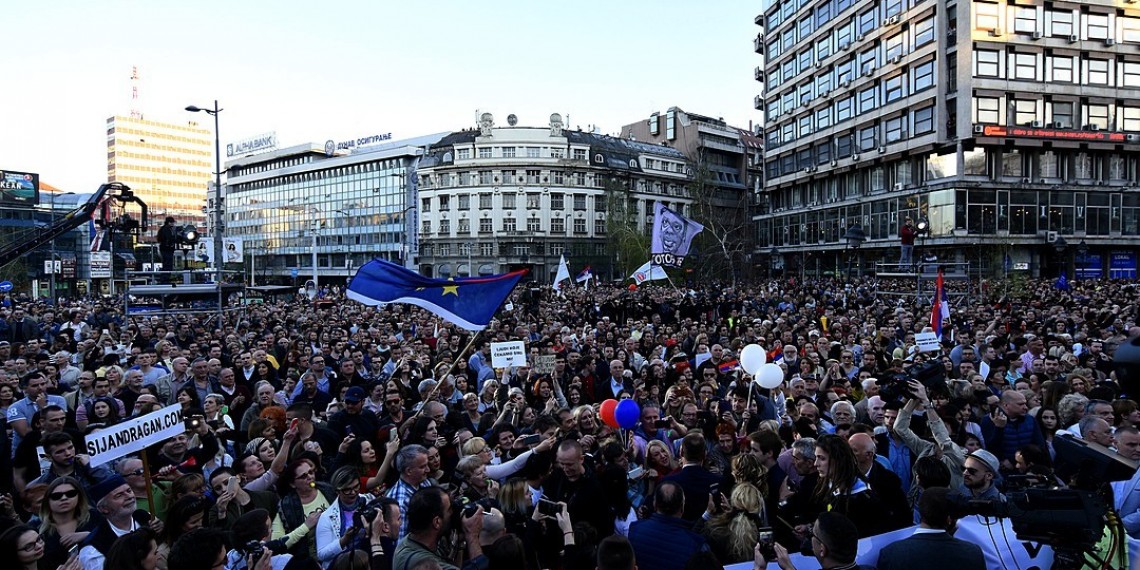 Opštenarodno nezadovoljstvo na pomolu