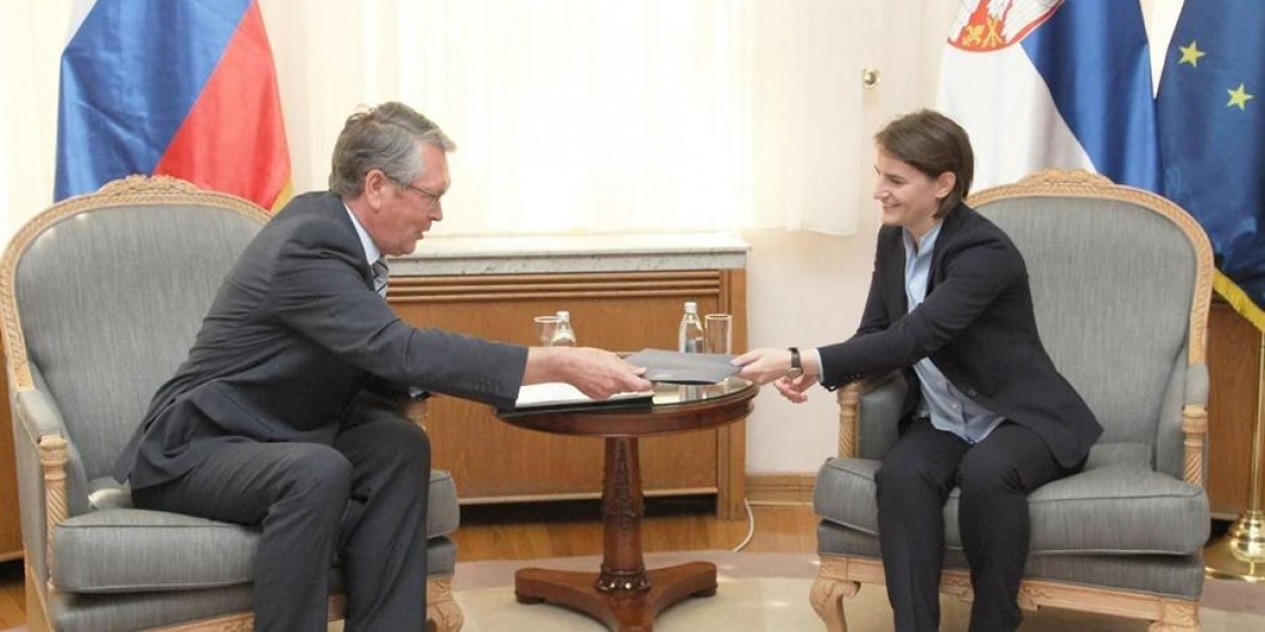 Nastavak ponižavanja Srbije-predaja stenograma ambasadoru