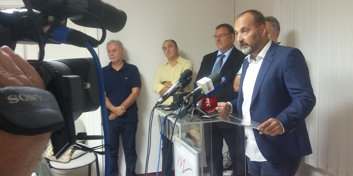 Otkaz kompletnoj vlasti