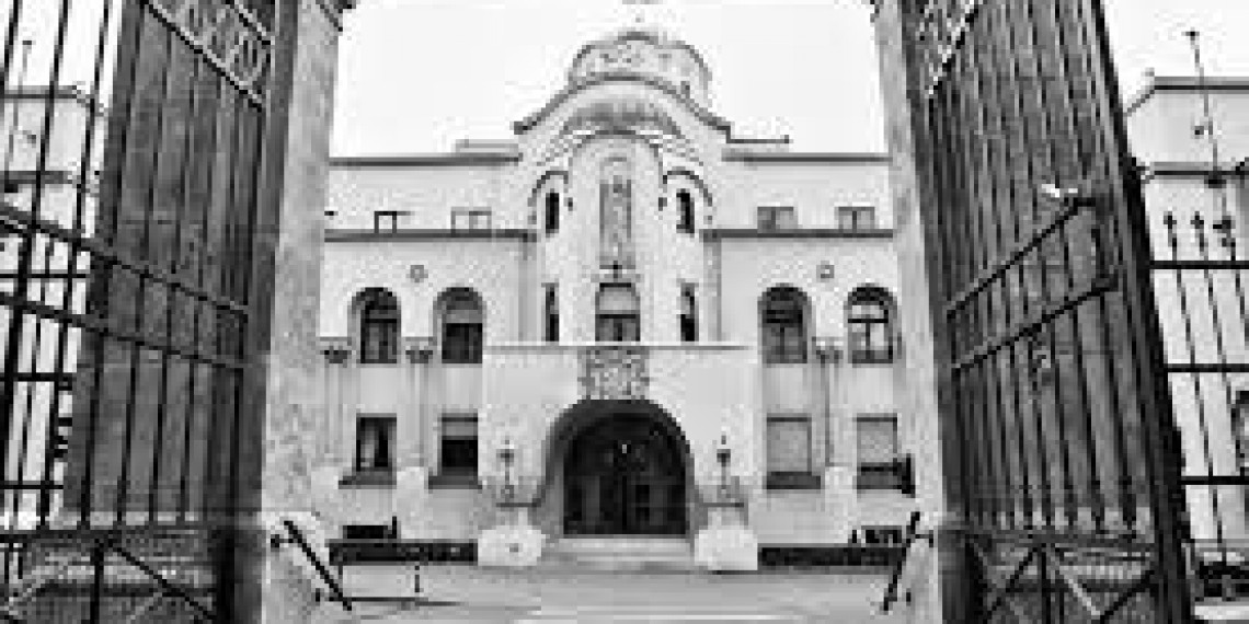 Lažni sukob u lažnom dijalogu